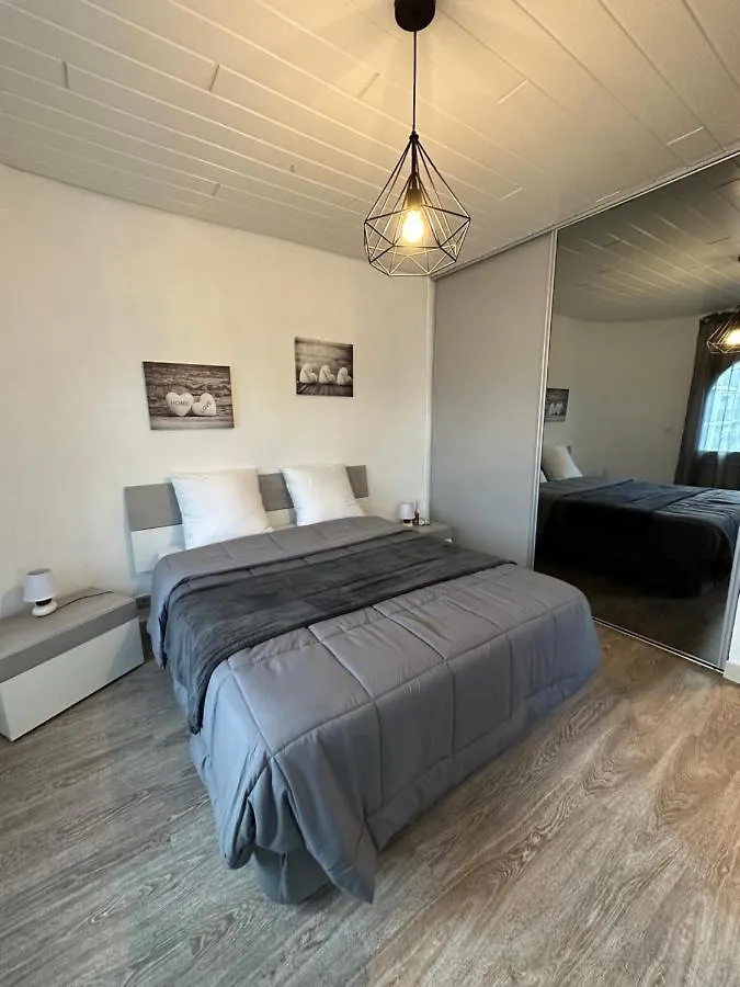 Maison De Vacances Avec Amarre Empuriabrava 0*,  Spagna